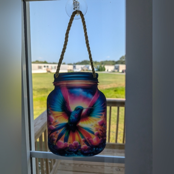 Mason Jar Flying Hummingbird Suncatcher 6.5" x 5" - Picture 1 of 2